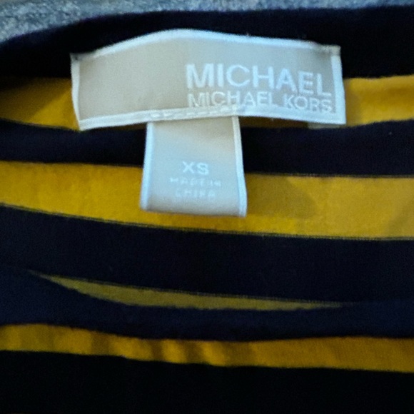 Michael Kors stripped long sleeve top - Picture 3 of 4